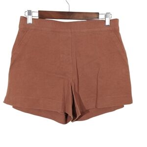 Spanx Pull On Shorts Medium